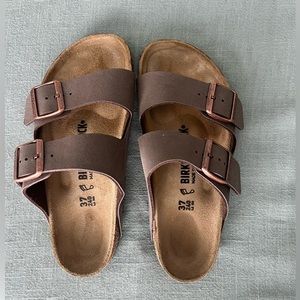 Birkenstock Arizona Slide Sandal - Mocha - size 37 (New without box/tags)